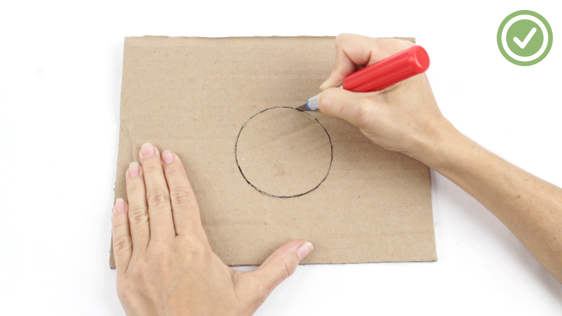 How to Cut a Perfect Circle Out of Cardboard