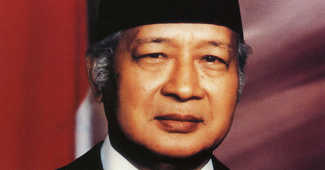 10 Terrifying Tales About History’s Most Corrupt Leader