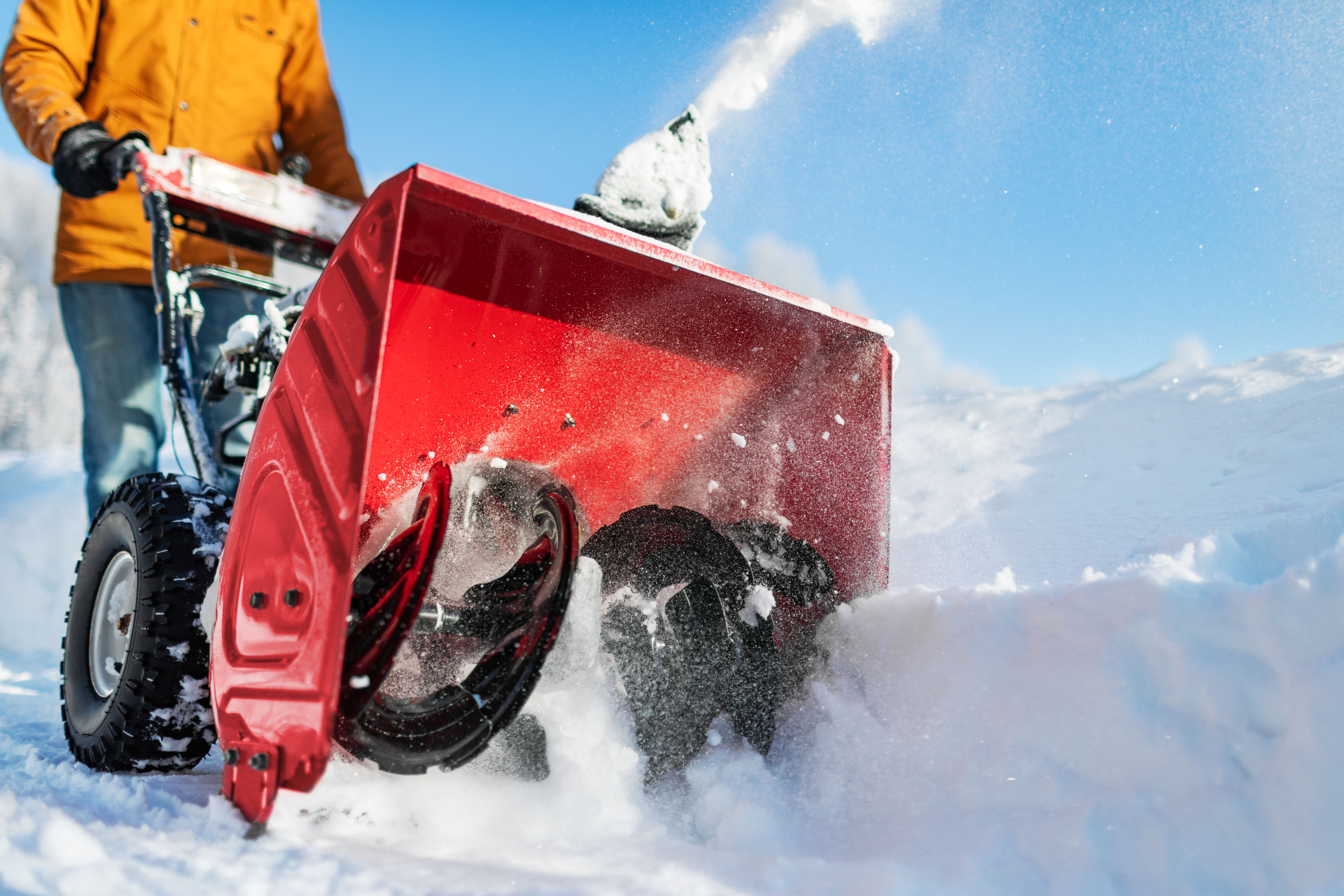 8 Snow Removal Hacks That Aren’t Salt